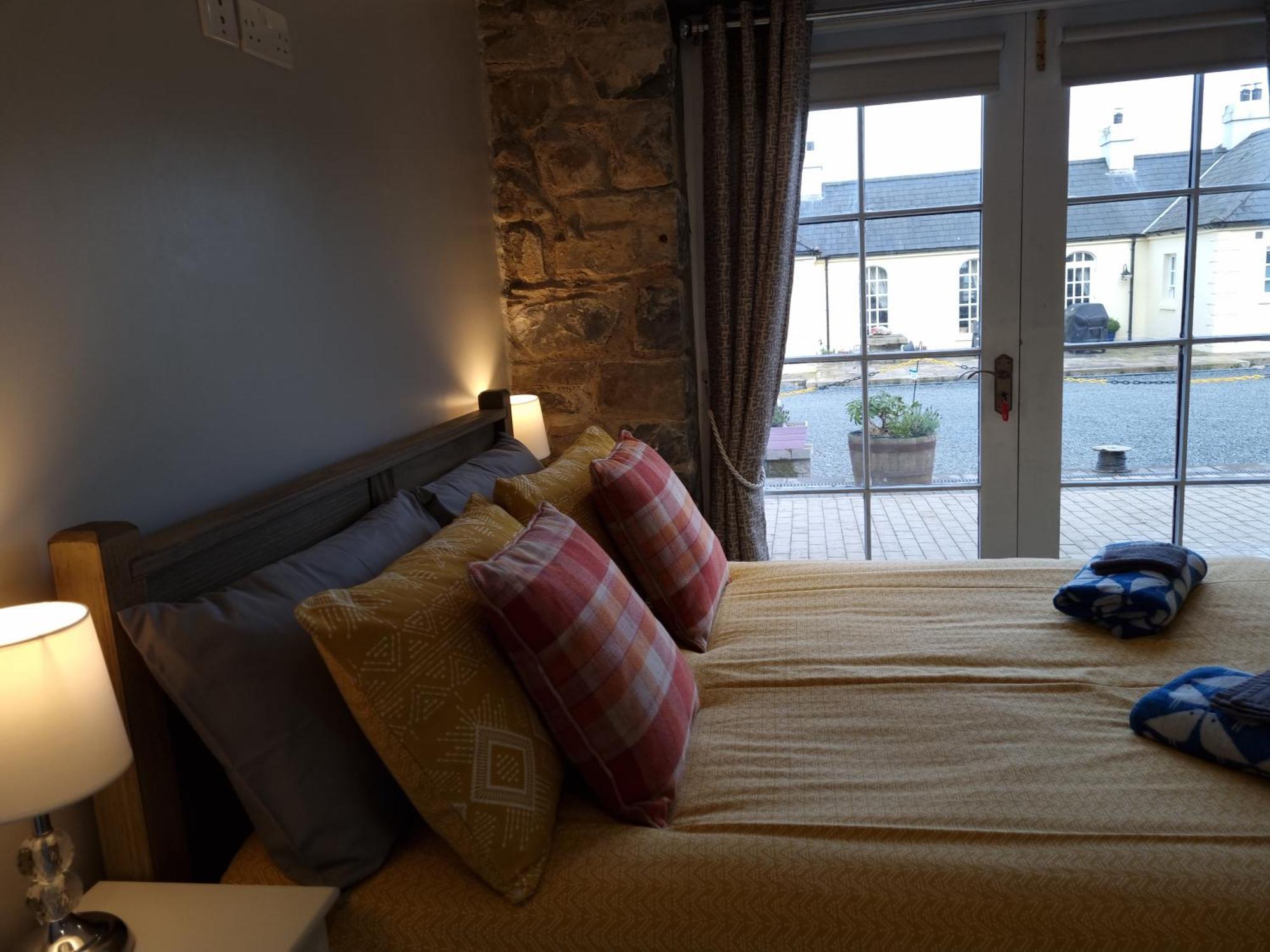 Cobbles Cottage - 2 Bedroom Stone Built Cottage Ballynahinch Eksteriør bilde